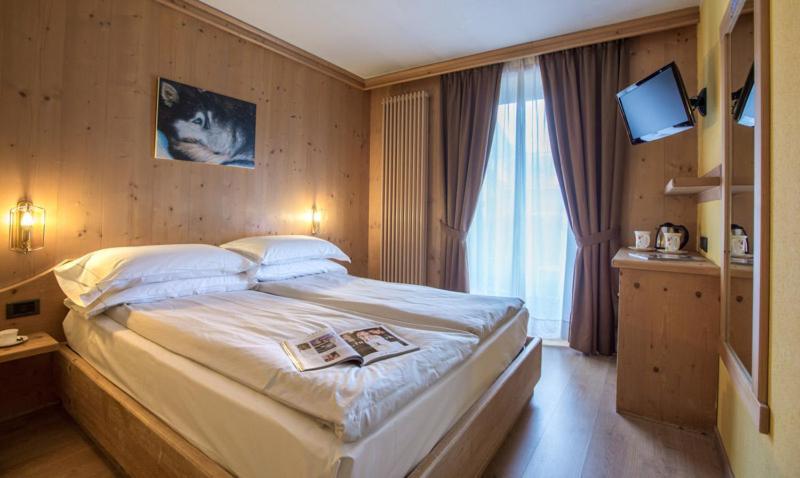 Hotel Angelica Ливиньо Экстерьер фото