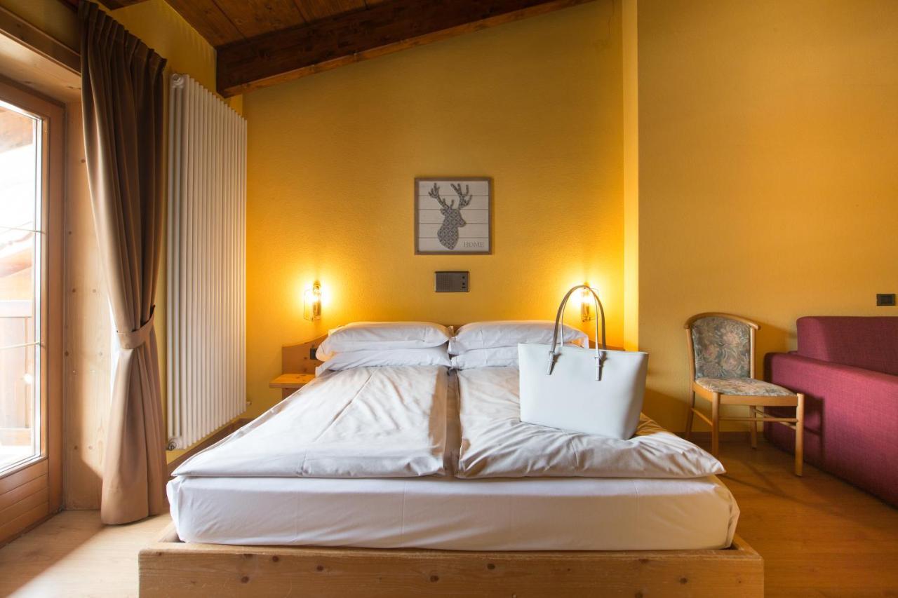 Hotel Angelica Ливиньо Экстерьер фото